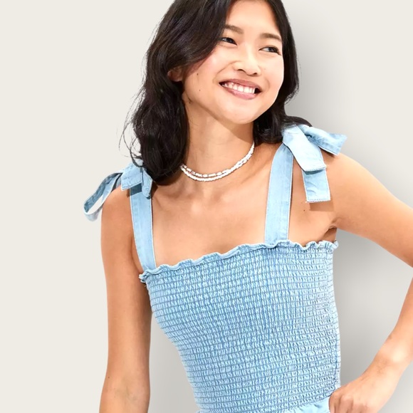 NWT AE Tie-Strap Smocked Cami in Light Wash Sz XS